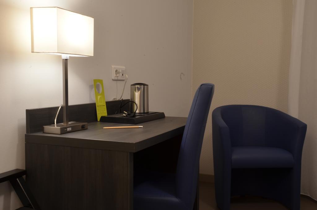 Logis Hotel - La Chambre D'Amiens Esterno foto