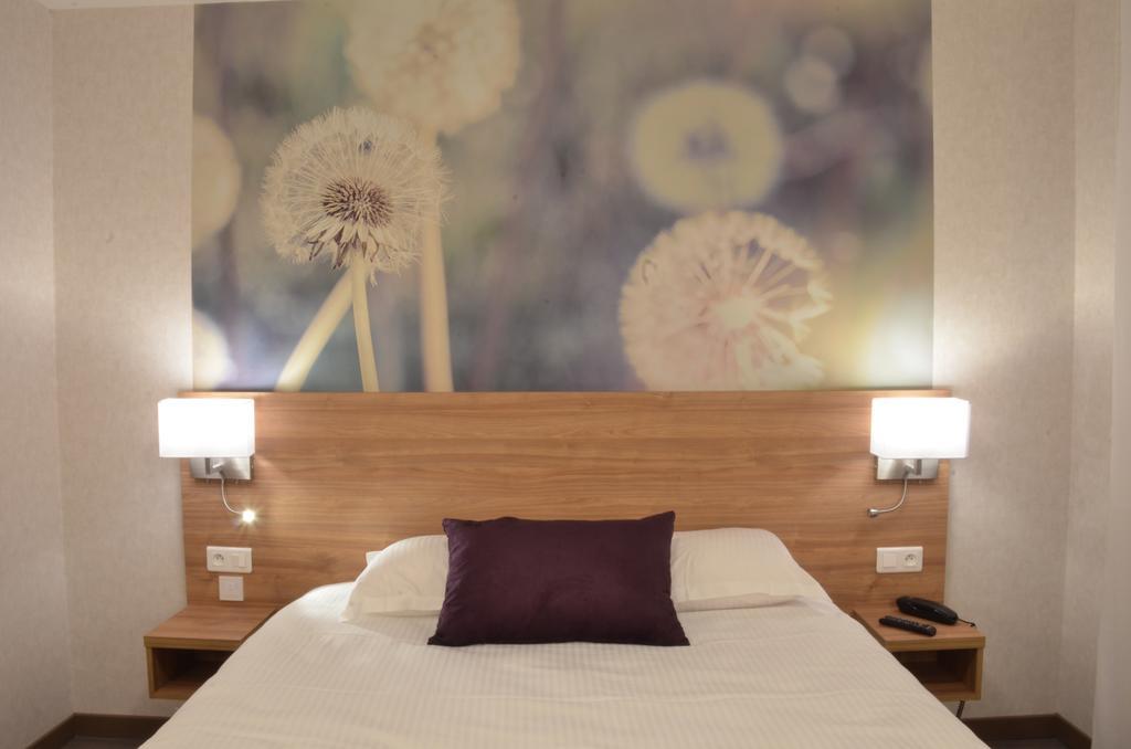 Logis Hotel - La Chambre D'Amiens Esterno foto