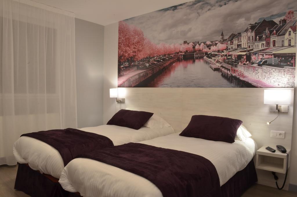 Logis Hotel - La Chambre D'Amiens Esterno foto