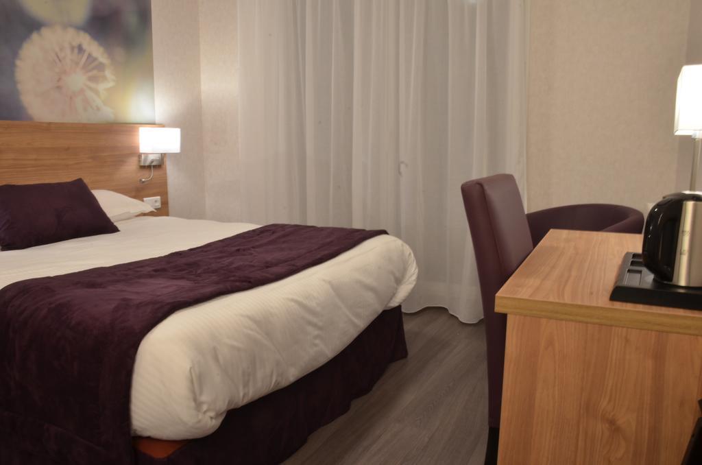 Logis Hotel - La Chambre D'Amiens Esterno foto