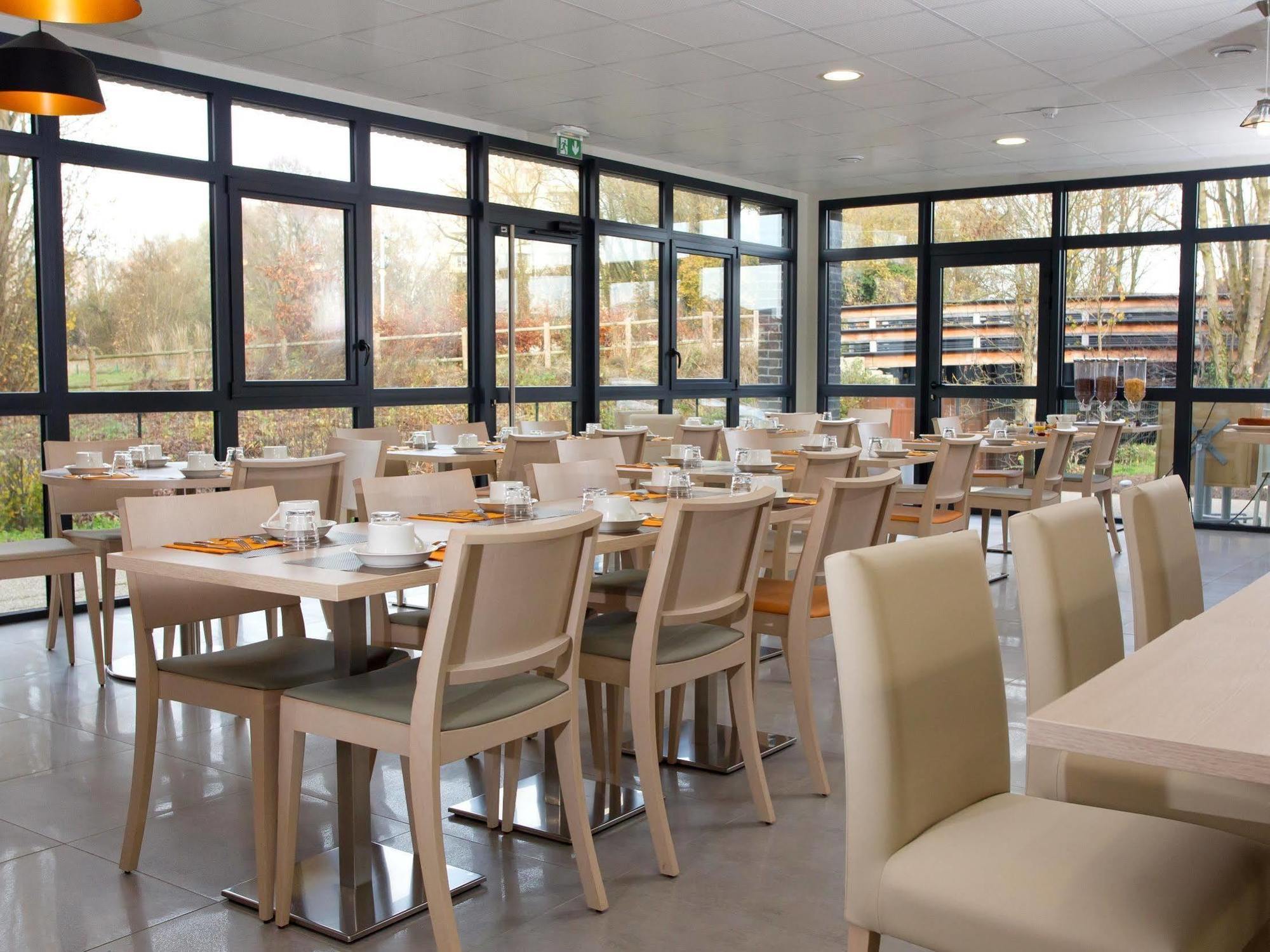 Logis Hotel - La Chambre D'Amiens Esterno foto