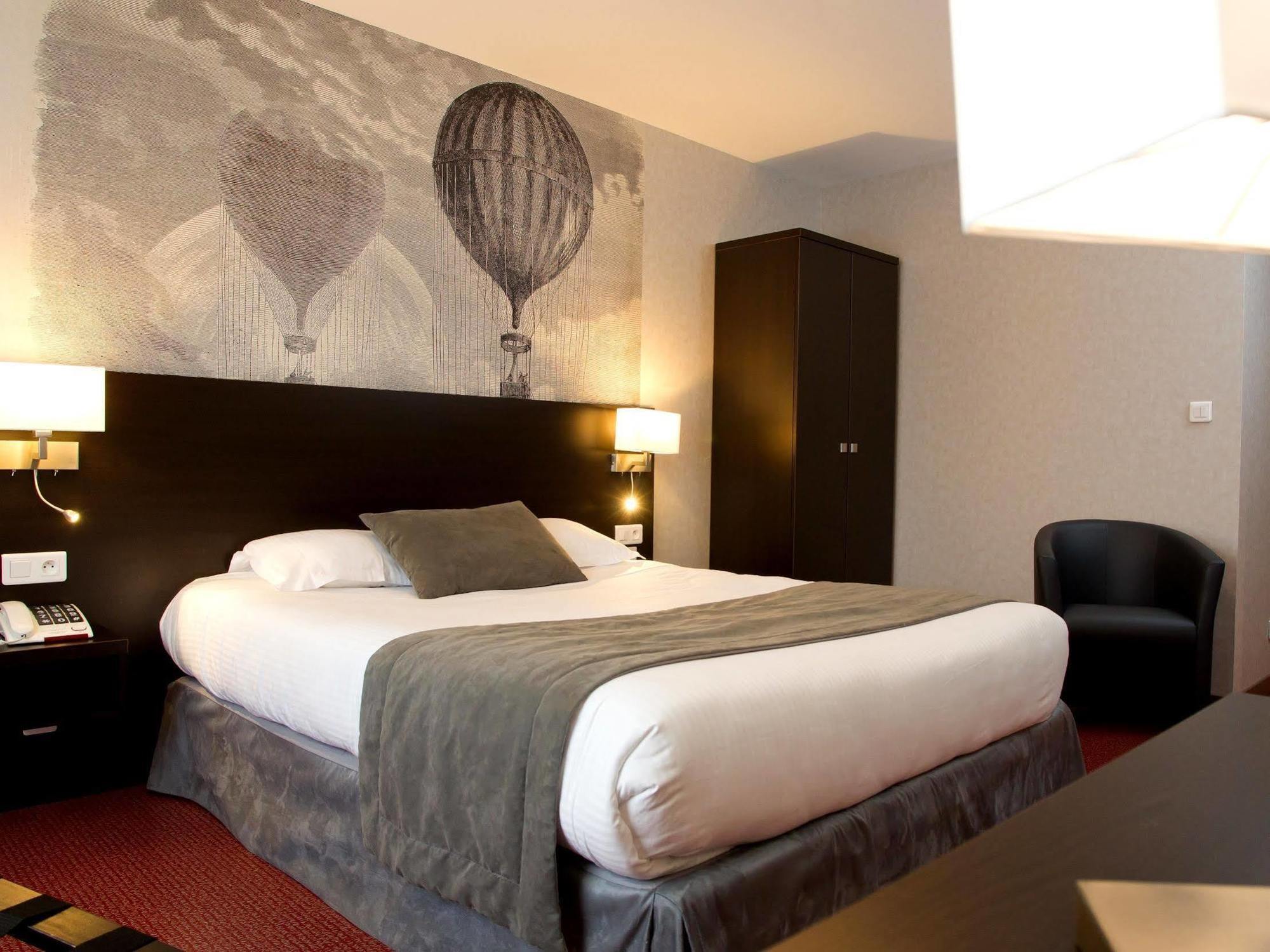 Logis Hotel - La Chambre D'Amiens Esterno foto